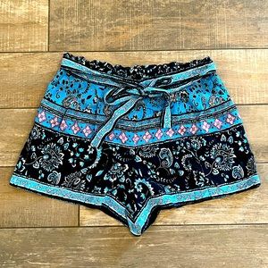 Paisley floral tie waist lightweight shorts